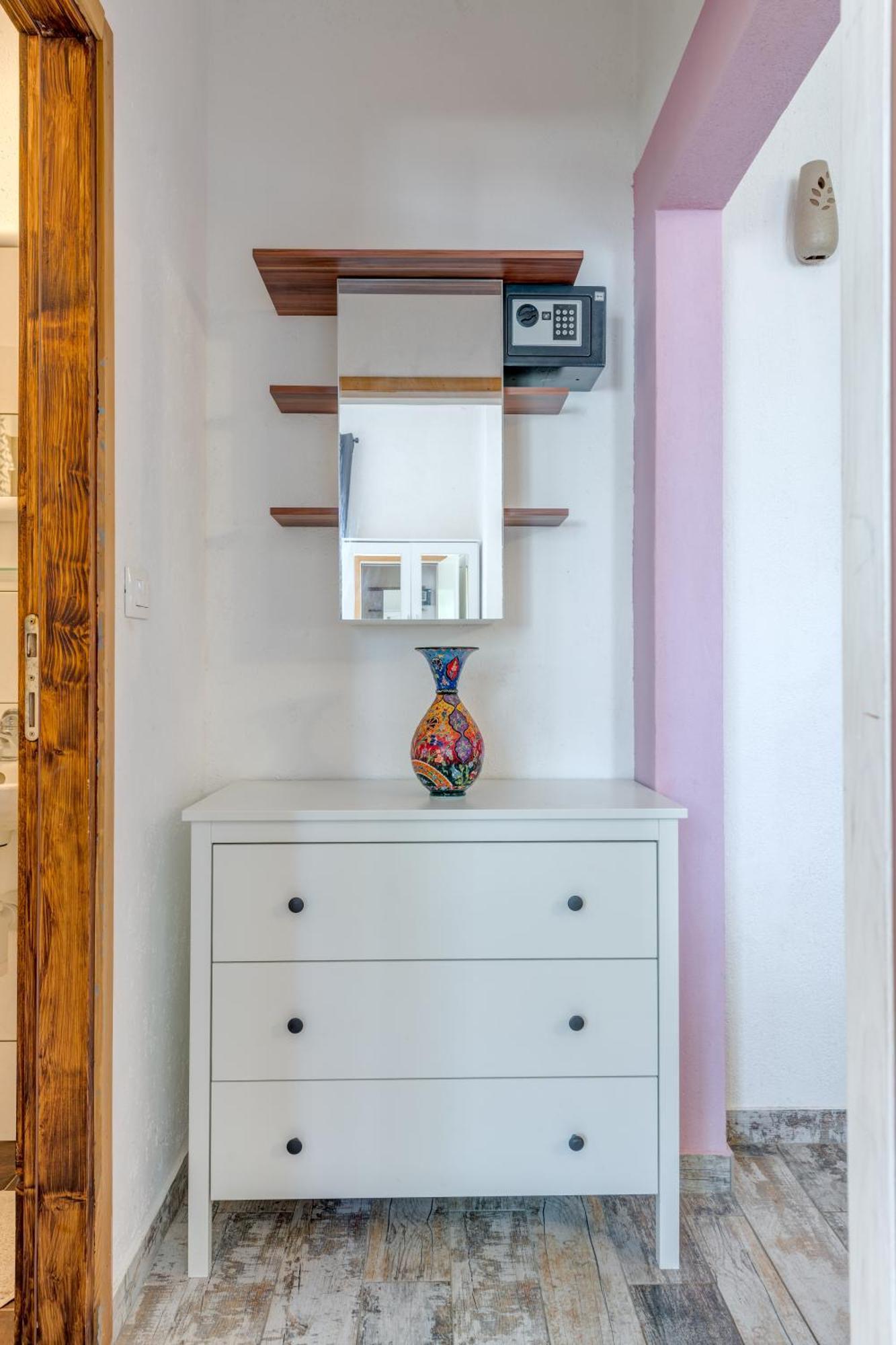 Deepwater House Apartment Slatine Bagian luar foto
